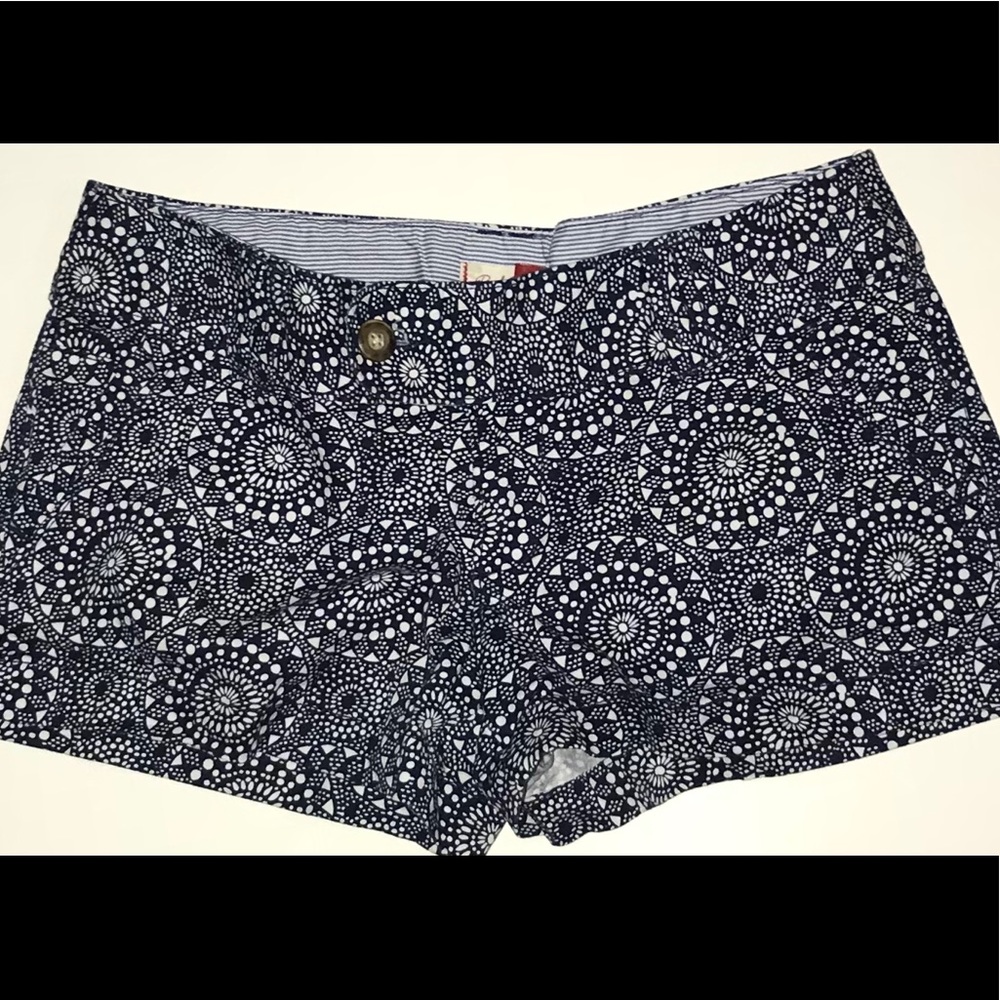 Red Camel Shorts Navy and white